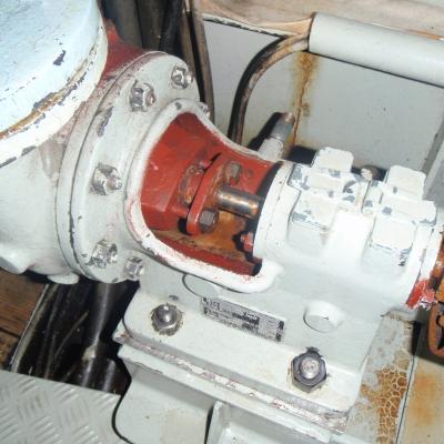 Le guarnizioni delle pompe possono essere costituite da un tessuto di amianto.